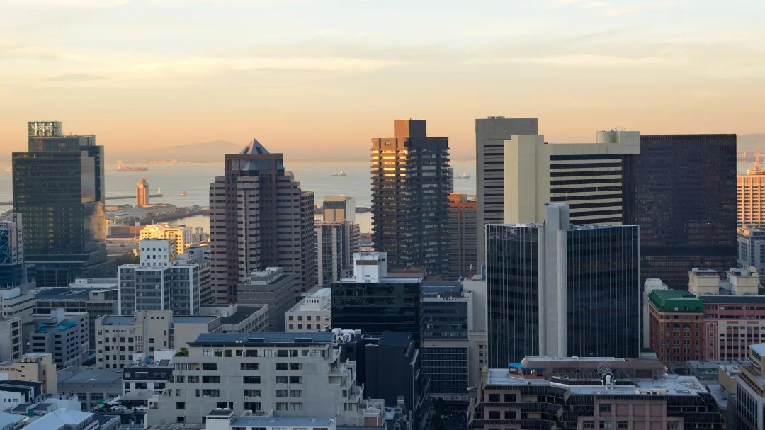 Why Cape Town - first world infrastructure Why Cape Town - first world infrastructure